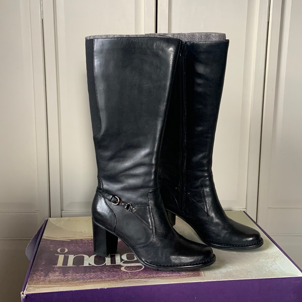 Indigo by Clarks black leather boot